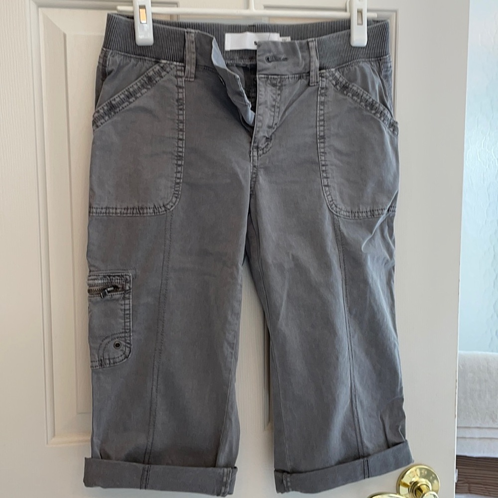 Sonoma Goods For Life Elastic Waist Utility Capri
